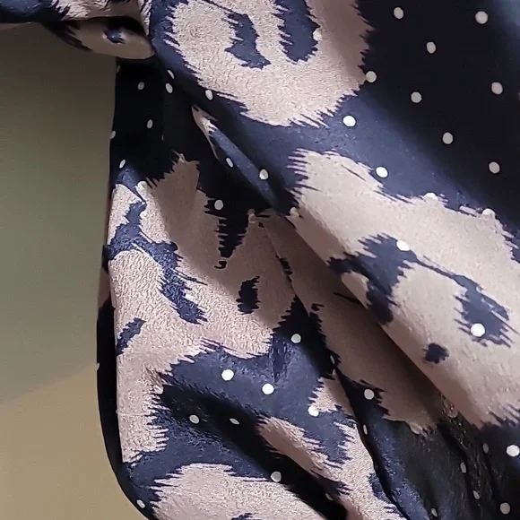 Anthropology Sunday In Brooklyn Floral Batwing Sleeve Top - Brown And Navy Small - Picture 8 of 12